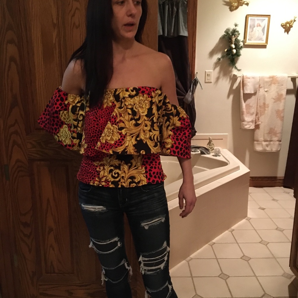 Seven Avenue NWT Strapless Cold Shoulder Top